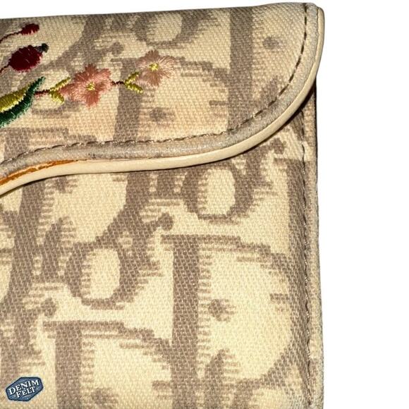 Christian Dior Vintage Diorissimo Floral Embroidered Trotter Wallet/Key Holder - Picture 5 of 16